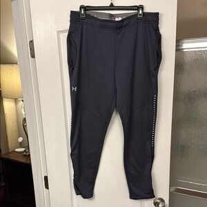 Under Armour Black Athletic Pants XL